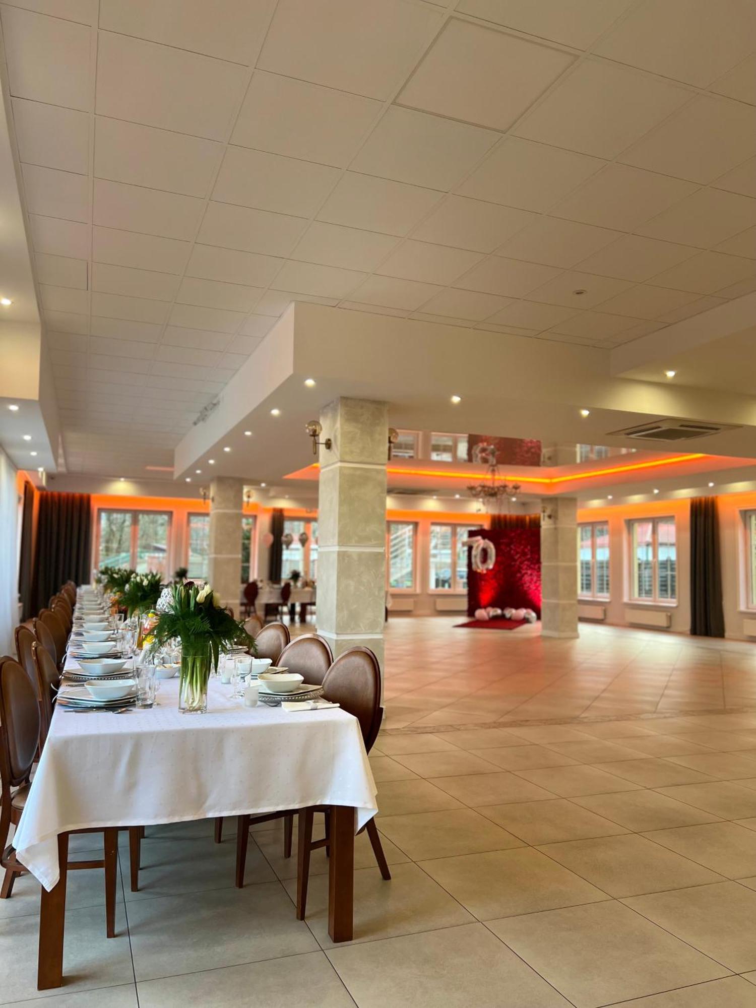 Pensjonat I Klub Jezdziecki Michelin Włocławek المظهر الخارجي الصورة