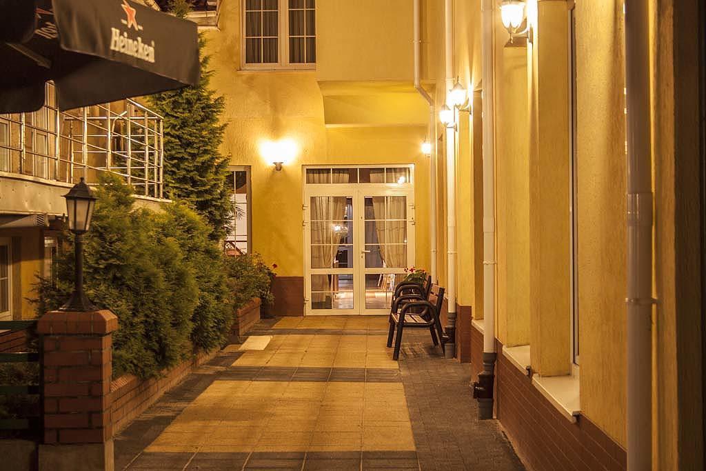 Pensjonat I Klub Jezdziecki Michelin Włocławek المظهر الخارجي الصورة